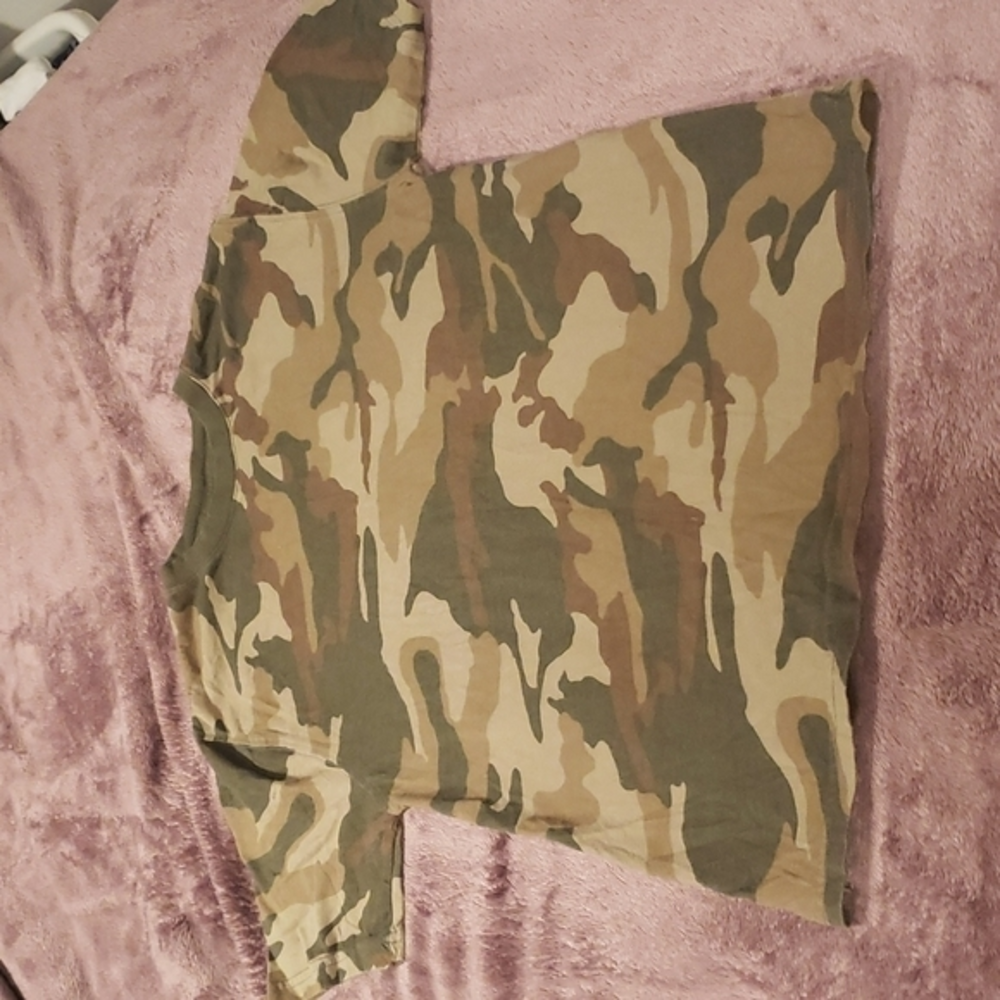 Boys camouflage shirt size‎ 10/12